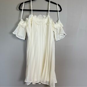 She Sky Cold Shoulder Shift A Line Dress Size Large Cream New Floral Lace